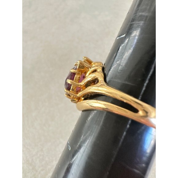 Aurora 18kt GE yellow gold electroplated purple clear cubic zirconia ring - Picture 7 of 9